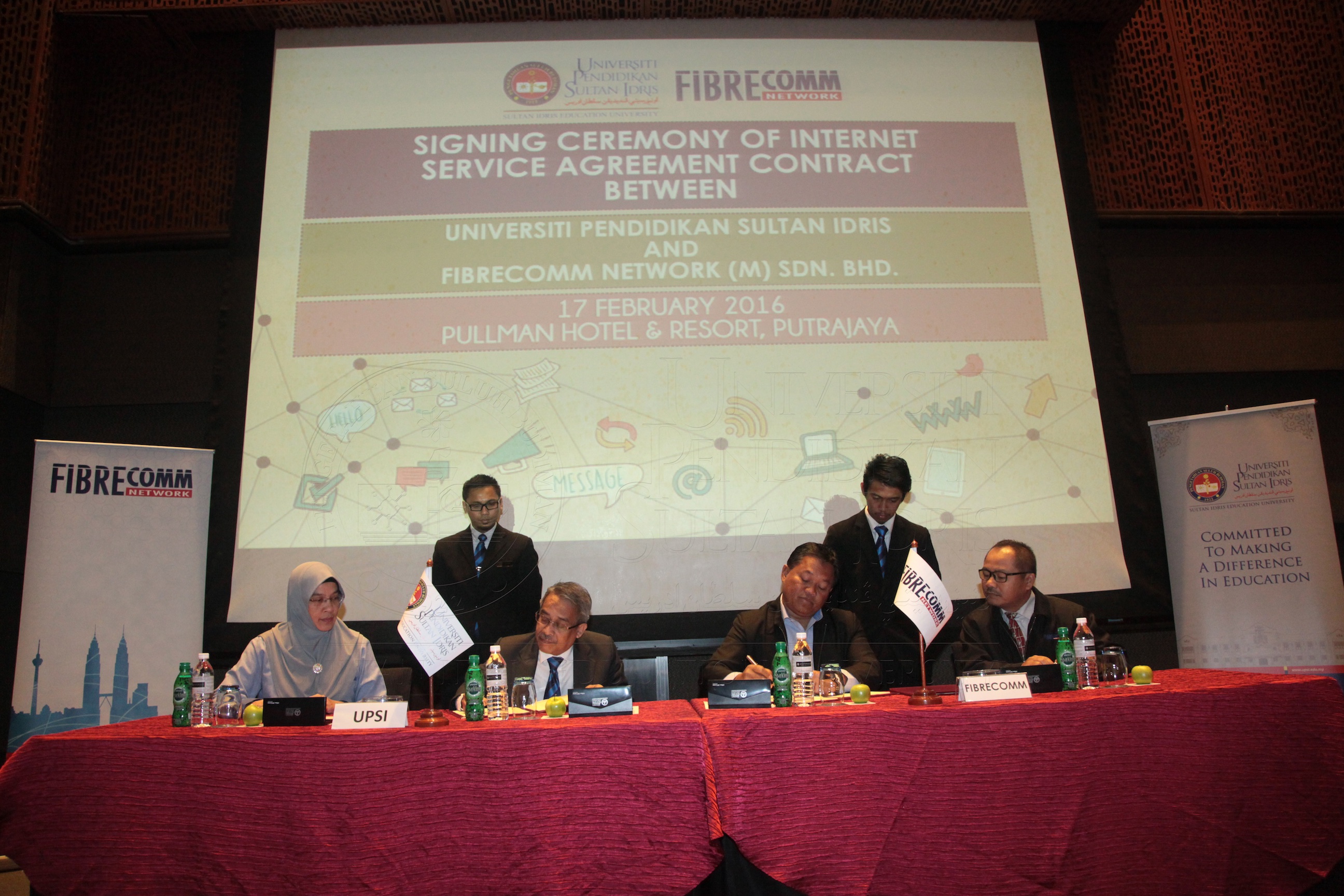 PRO16 14 fibercom IMG 0087